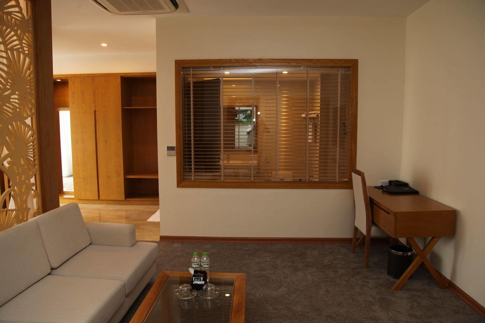 Palm Hotel Thanh Hoa Экстерьер фото